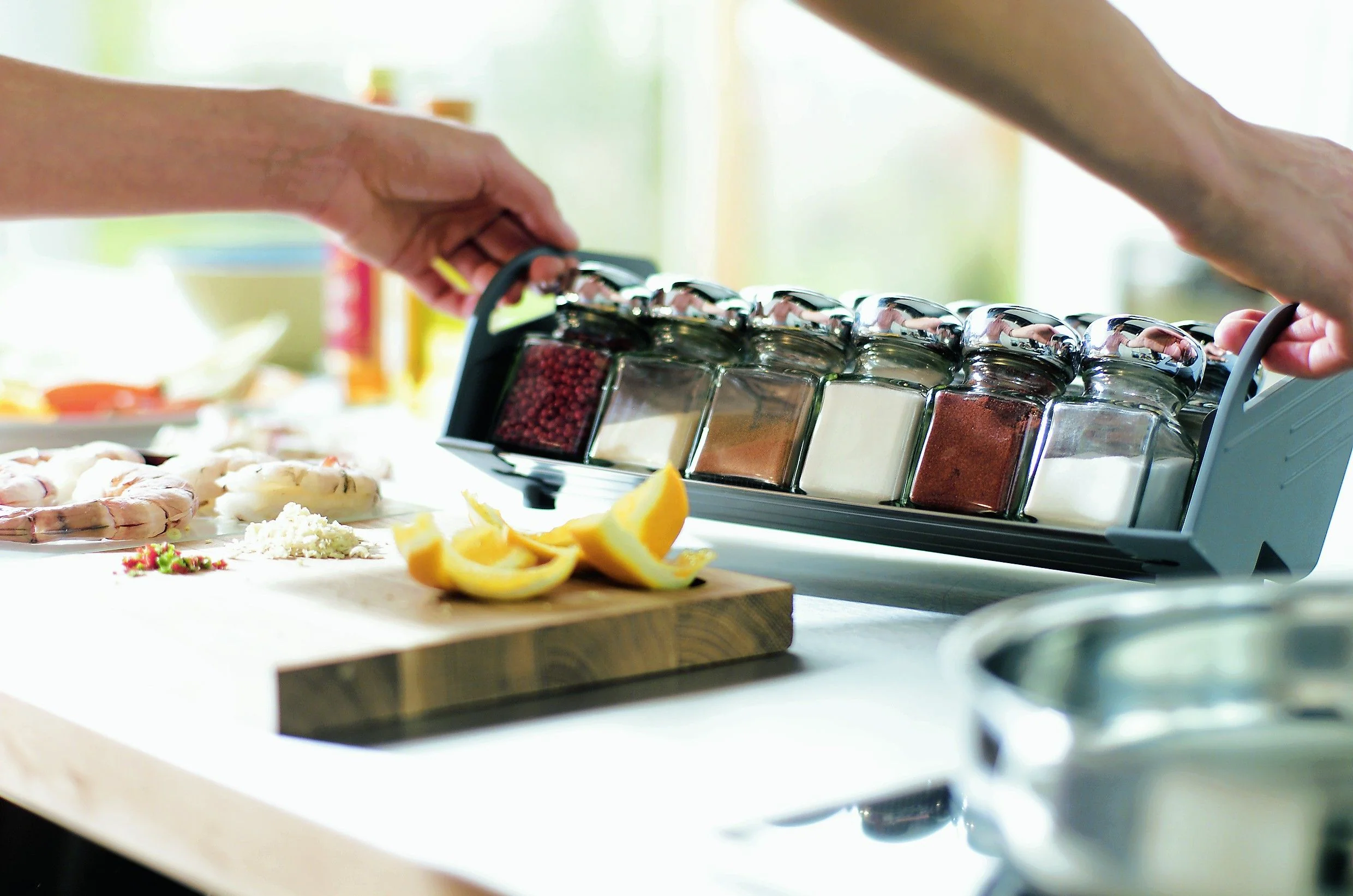 Spice Rack Set: Elevating Kitchen Organization and Culinary Flow